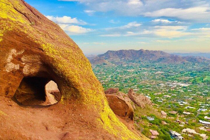 Epic Camelback Mountain Guided Hiking Adventure in Phoenix, Arizona