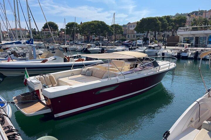 Private Luxury Boat Tour on an Exclusive Day-Cruiser Nice/Monaco