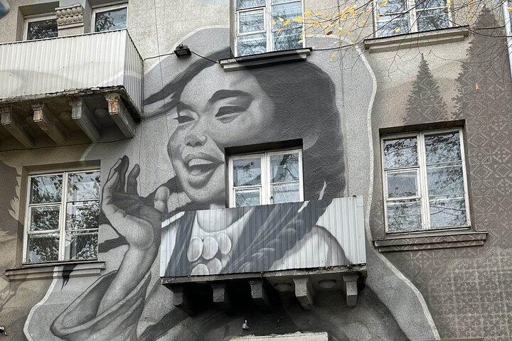 Bishkek Street Arts, Mosaics Murals & Kyrgyz Nomadic History Tour