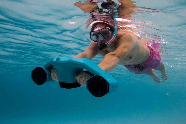 E Snorkeling Tour in Bonaire with Sea Scooters