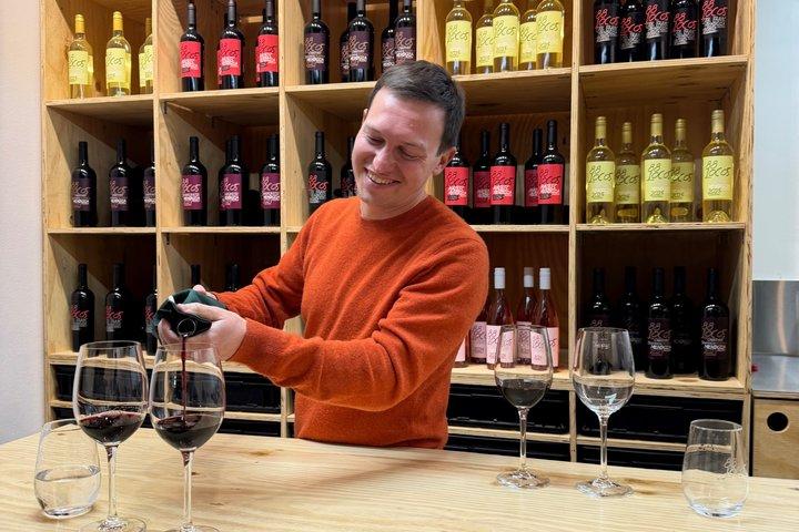 Learn to Taste Wine Like a Sommelier: Interactive Wine Tasting
