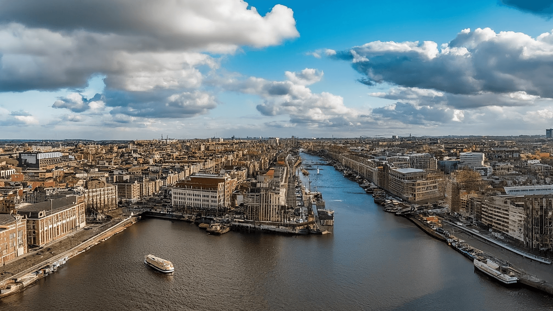 Cover Image for A Weekend Wanderlust in Amsterdam: Canals, Culture, and Coffee Shops